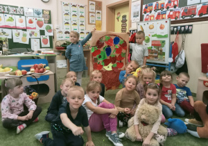 Owoce wykonanie przez dzieci z grupy Krasnale