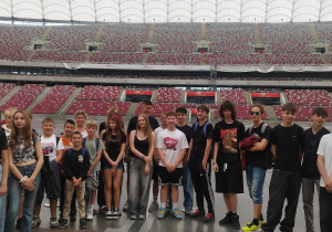 Uczniowie na Stadionie Narodowym w Warszawie.
