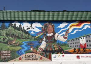 „Łódzkie oczami dziecka”- nowa elewacja na ścianie Szkoły Podstawowej im. N. Żmichowskiej.