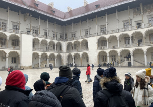 Uczniowie na Wawelu