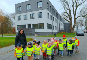 Wycieczka przedszkolaków z grupy Pszczółki do GOK w Rzeczycy