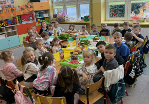 Dzieci komponują najbardziej kolorowe i zdrowe kanapki.