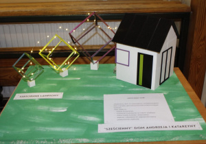 Makieta pt. "Sześcienny" dom Andrzeja i Katarzyny.
