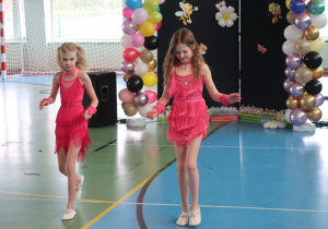 Występ w kategorii taniec, uczennic klasy III b.